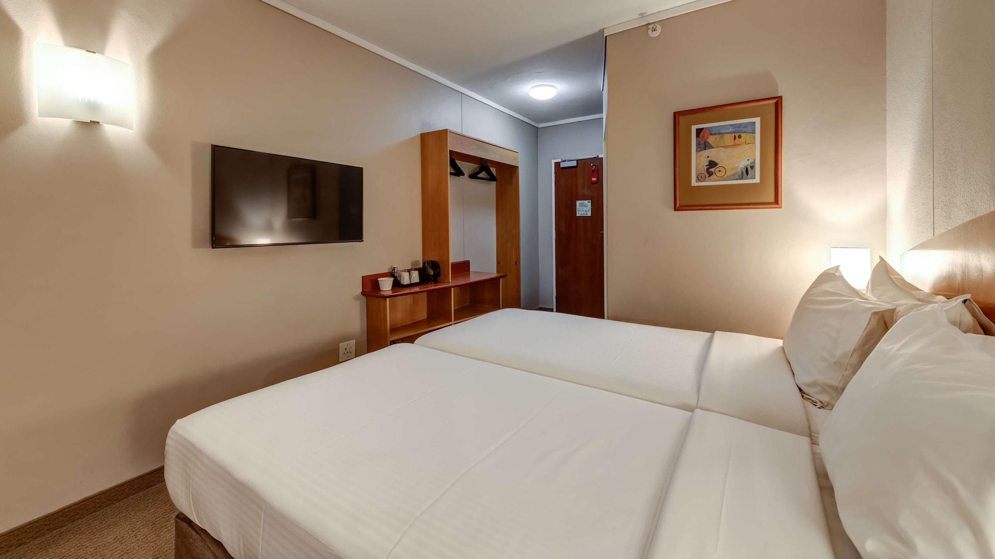 Stayeasy Pretoria-Noord Exteriör bild