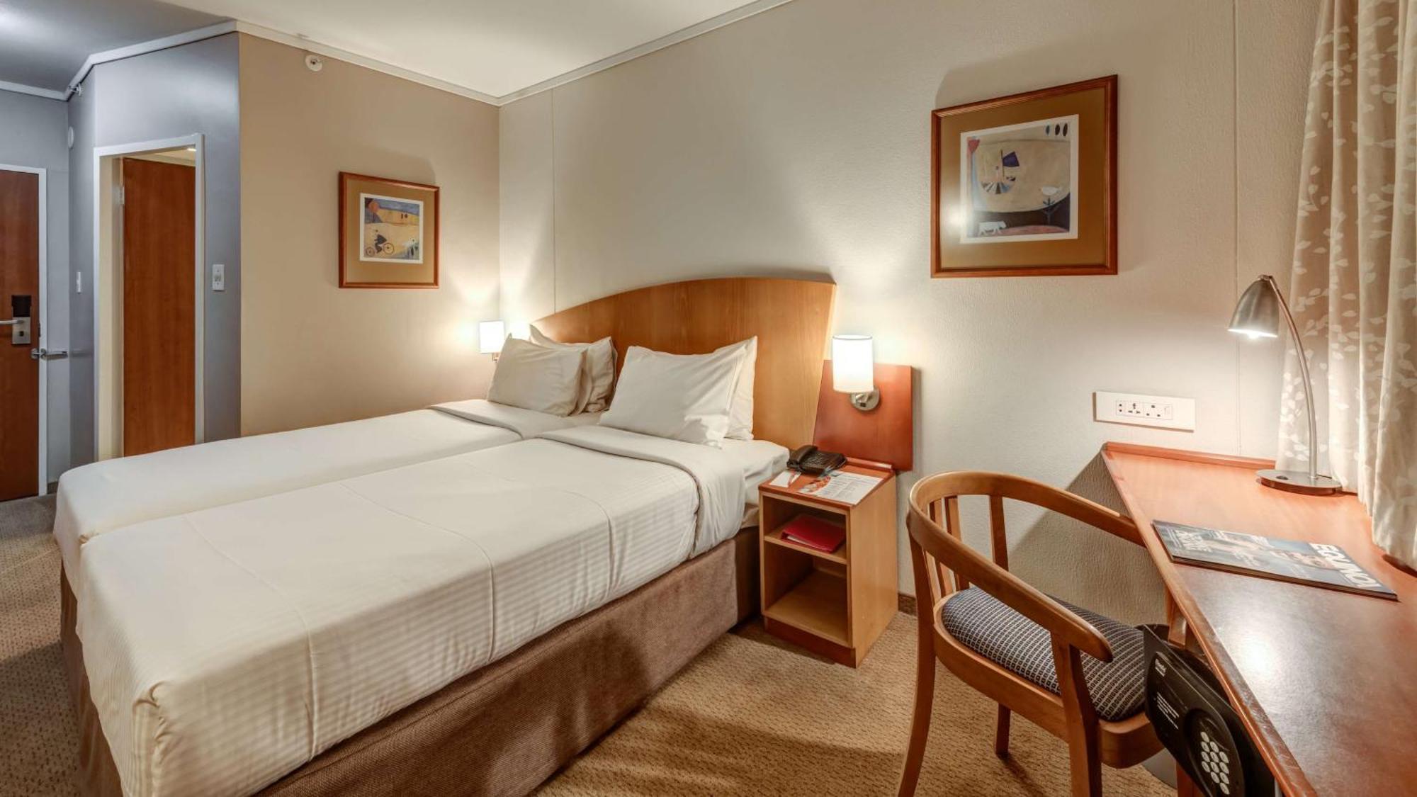 Stayeasy Pretoria-Noord Exteriör bild